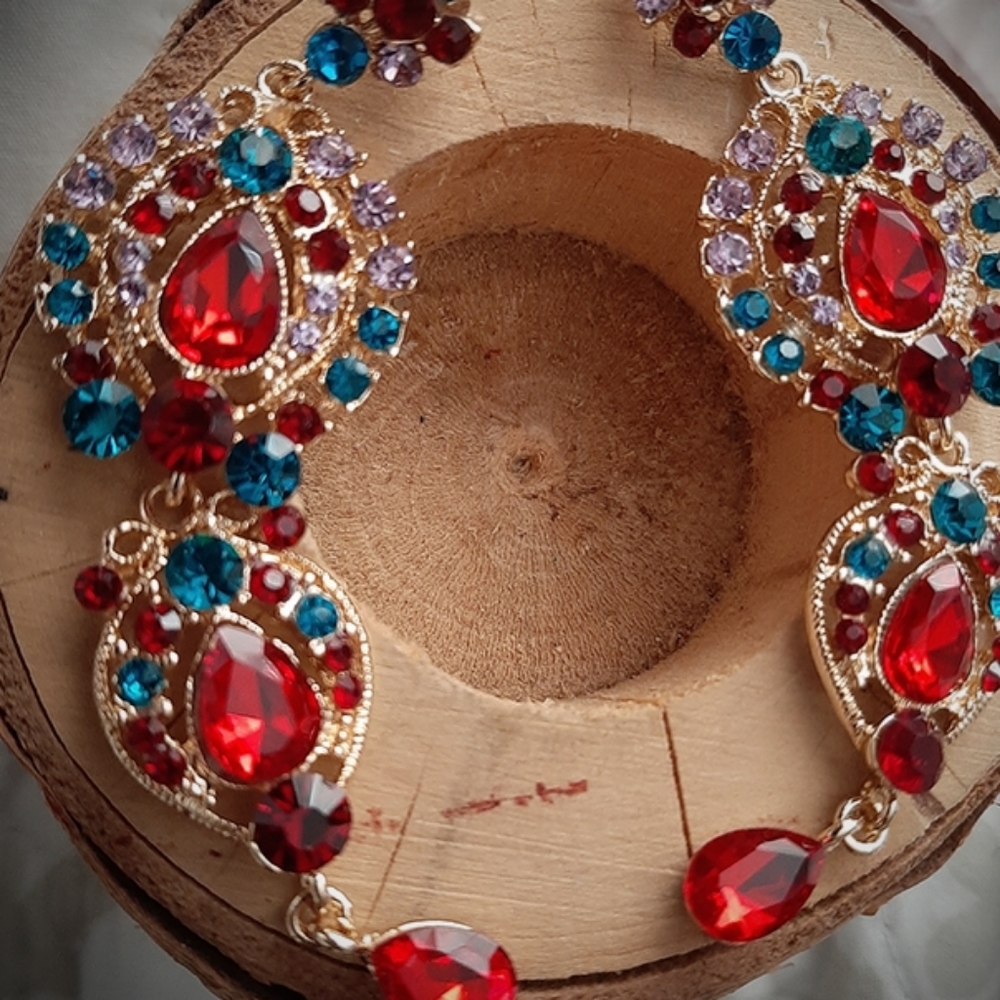 Multicolored Classy Dangle Earrings